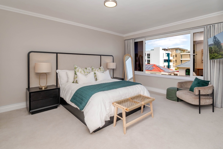 To Let 2 Bedroom Property for Rent in Green Point Western Cape